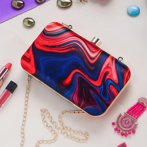Bolso de mano bohemio vintage hecho a mano con estampado floral y perlas para mujer, cartera de fiesta, bolso de noche para boda india, venta al por mayor en India - Product Image 1