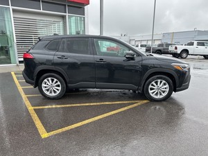 Toyota Corolla Cross LE AWD d'occasion 2025 - Product Image 2