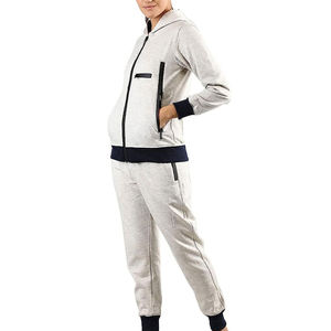 Offre Spéciale Survêtement de gymnastique personnalisé de haute qualité pour femmes Survêtements de jogging à capuche 2 pièces pour les sports d'hiver Design imprimé - Product Image 4