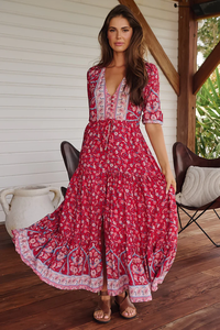 OEM ที่กําหนดเองสาวชายหาดฤดูร้อนพิมพ์ลายดอกไม้ Boho ยาวเรยอน Ruffles ลําลองคอวีเซ็กซี่ Boho Maxi Plus ชุดเสื้อคลุมหญิง - Product Image 4