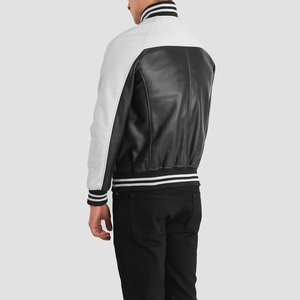 Nouvelle veste universitaire de style Letterman personnalisable avec broderie de logo sur le corps et les manches, à capuche matelassée pour homme, idéale pour le lycée et l'hiver. - Product Image 5