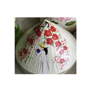 Sombrero tradicional personalizado vietnamita Sombrero de paja cónico de hoja de palma de bambú Sombrero de sol asiático Hecho en Vietnam - Product Image 1