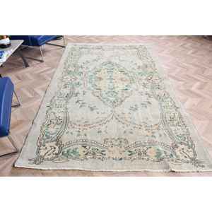 Grand tapis turc de 5,5 x 8,9 pieds, tapis vintage, tapis marocain vert - Product Image 1