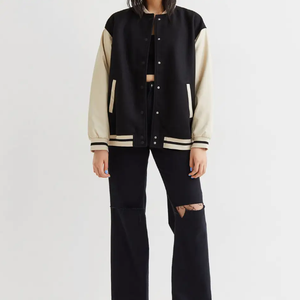 Logo personnalisé de haute qualité Polaire Dames Letterman Crop Top Varsity Vestes Bouton de gros Femmes Varsity Baseball Vestes - Product Image 2