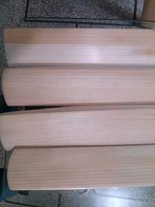 Batte de cricket classique Willow meilleure qualité batte de cricket conception de logo personnalisé batte de cricket de qualité internationale - Product Image 5