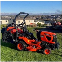 Tondeuse autoportée professionnelle Kubota G231 robuste à braquage zéro pour travaux de paysagisme commercial