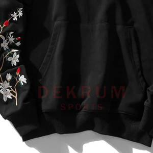 เสื้อฮู้ดปักลายสำหรับผู้หญิง ฤดูหนาว พร้อมโลโก้ด้านหน้า สีและโลโก้ปรับแต่งได้ ระบายอากาศได้ดี แขนยาว สไตล์สตรีทแวร์ - Product Image 6