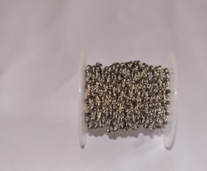 Chaîne de chapelet de perles de verre de pyrite noire plaquée argent. Chaîne perlée de fil pour la fabrication de bijoux. Chaîne perlée faite à la main - Product Image 4