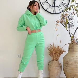 Survêtement lourd ensembles de sport pour femmes deux pièces ensemble de survêtement coton polaire haute qualité femmes survêtements évasés - Product Image 3
