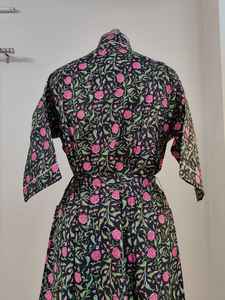 Robe kimono d'été pour femme en coton 100%, col en V, manches courtes, longueur totale, imprimé floral indien, tissu doux, décontracté, tendance - Product Image 6