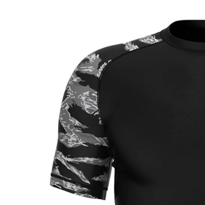 Camiseta personalizada de LICRA de secado rápido para gimnasio, camiseta unisex de talla grande con estampado de ajuste ajustado, ropa deportiva para entrenamiento, correr, entrenamiento físico, primavera OEM - Product Image 4