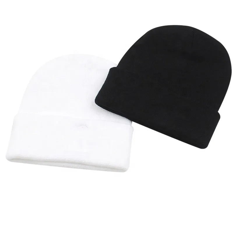 Gorro personalizado liso e branco, gorro bordado seu próprio logotipo de tecido, etiqueta acrílica 100%, tamanho adulto