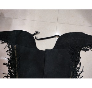 Chaps noirs d'équitation de haute qualité Chaps en cuir suédé Vente chaude Chaps en cuir suédé pour Cowboy Riders Fabricants indiens - Product Image 3