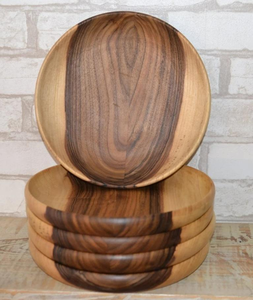 Assiette en bois artisanale de la meilleure qualité pour la décoration de table, bois écologique et durable, idéale pour les mariages, dîner, sûre - Product Image 1