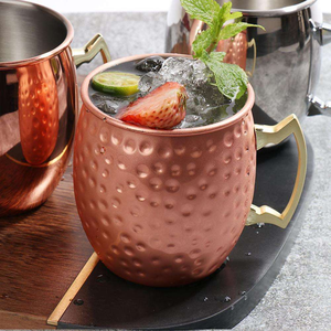 Vente en gros de mugs en acier inoxydable 304 durable martelé effet cuivre pour Moscow Mule, idéal pour le camping et les boissons fraîches - Product Image 1