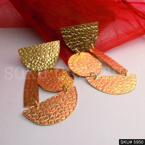 Boucles d'oreilles pendantes et tombantes SOKU pour femme, plaquées or, faites à la main, design tendance, pour anniversaire - SKU5950 - Product Image 2