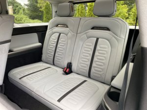Seminuevo Clean 2023 Rivian R1S Adventure Electric AWD - Product Image 6