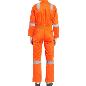 Combinaison de travail Hi Vis FR personnalisée pour hommes Combinaison respirante et réfléchissante résistante aux flammes avec poches Combinaison de sécurité industrielle - Product Image 3