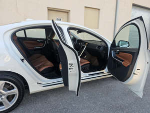 2013 T5 S60เบาะหนังแท้เทอร์โบอวดีภายในสีดำพวงมาลัยซ้ายยาง R17ซันรูฟแบบพาโนรามาพร้อมส่ง - Product Image 4