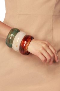 กำไลข้อมืออะคริลิคทำจากเรซินหลากสีสำหรับผู้หญิง - Product Image 6