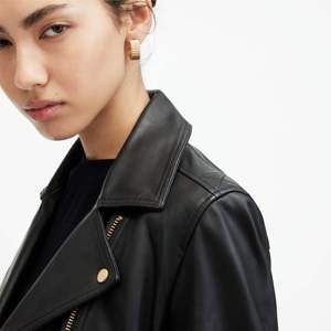 Premium <b>Women's</b> Cropped Black Leather Biker <b>Jacket</b> Fashion Slim Fit Moto Outerwear Short Faux Leather Motorcycle Coat with Zip - Product Image 5