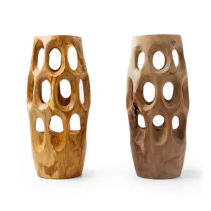 Vase en bois artisanal avec découpes ovales organiques mettant en valeur les motifs de grain naturel, accent décoratif sculptural moderne pour la maison - Product Image 3