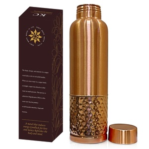 Paquete de regalo Botella de cobre Alto estándar Respetuoso con el medio ambiente Multiusos Accesorios para bebidas Diseño martillado Parte inferior aplicable - Product Image 1