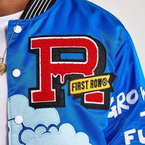 Chaqueta Varsity de Satén de Alta Calidad para Hombre, Nuevo Diseño Urbano, Cuello Redondo, Invierno, Servicio OEM Disponible, Gruesa y No Tejida - Product Image 2