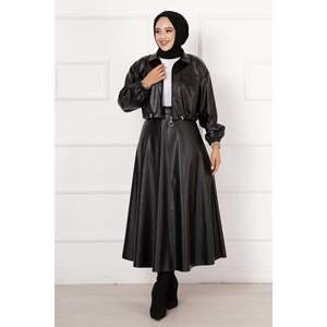 Ensemble 2 pièces jupe en cuir noir - Product Image 5