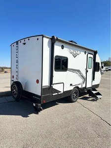 Vendeur vérifié pour le R-i-v-e-r-s-i-d-e Rv INT-REPID 165I 2024 à vendre - Product Image 2