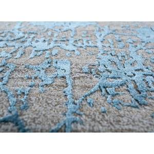 Tapis rectangulaire Kavi gris et noir en laine et soie de bambou noué à la main, motif floral Théorie du Chaos, pour couloir et pièce, en viscose - Product Image 3