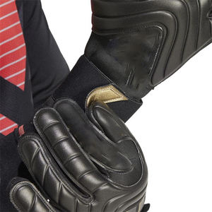 Gants de gardien de but brodés en relief de couleur unie, matériau promotionnel antidérapant en latex PU, logo personnalisé unisexe - Product Image 2