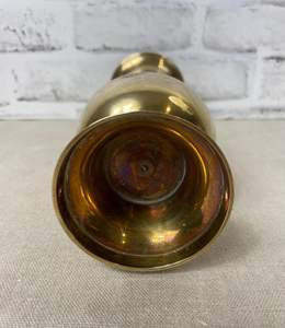 Florero de Mesa de Metal Moderno, Ecológico y Hecho a Mano, Elaborado Exquisitamente con una Mezcla de Arte Tradicional y Elegancia Atemporal - Product Image 4