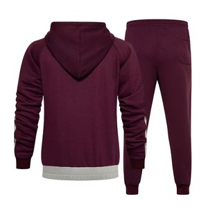 Conjuntos de Chándal para Hombre Personalizables al por Mayor OEM, de Algodón/Poliéster Ligero y Transpirable, Ideales para Invierno y Uso Casual - Product Image 3