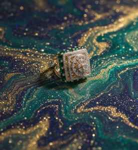 แหวนเงินแท้ 925 คุณภาพพรีเมียม ประดับเพชรโมอิสซาไนต์และพลอยสีเขียว - Product Image 2