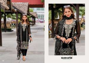 Alta demanda Diseñador Salwar Kameez para mujer Moda hacia adelante y llamativa de fabricante y proveedor indio - Product Image 5