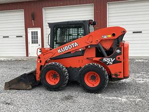 Chargeur compact Kubota SSV75 diesel 2016, chargeuse sur pneus, cylindre hydraulique Kawasaki, boîte de vitesses, moteur, haute efficacité, cœur - Product Image 4