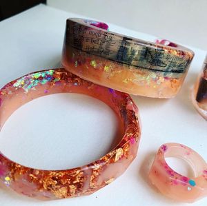 จิวเวลรี่สร้อยข้อมือแฟชั่นกำไลข้อมือกำไลแฟชั่นกำไลข้อมือแฟชั่นขนาดใหญ่อินเทรนด์ใหญ่ใหญ่ใหญ่เกินจริงหลายสีอะคริลิคเรซิ่น - Product Image 1