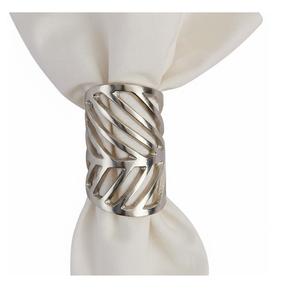 Leaf Design Napkin Ring In Aluminum Casted Napkin Ring For Tabletop Decoration Handcrafted Metal Napkin Ring In Wholesale Price - Product Image 1