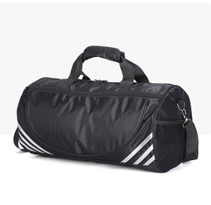 OEM Custom Genuine Leather Duffel Bag Waterproof Gym Sports Travel Bag <b>Large</b> Capacity Overnight Weekender Bag - Product Image 5