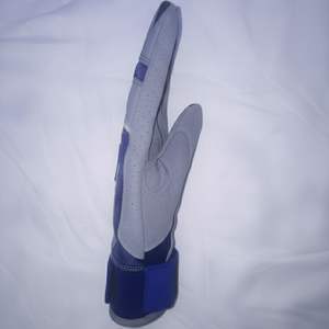 ถุงมือเบสบอลคุณภาพสูงทุกสี ดีไซน์ดังจากสหรัฐอเมริกา ถุงมือตีเบสบอลหนังแท้ ขายดี ปี 2026 - Product Image 3