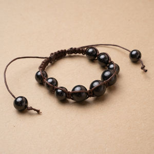 Pulsera de macramé shungita Shambhala Camilla con 8 cuentas redondas pulidas Ø 0,32 in (8mm) y 3 cuentas redondas pulidas Ø 0,39 in - Product Image 3