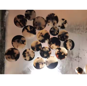 Boutons vierges en corne de bœuf naturelle pour la confection de vêtements, matériau écologique, vente en gros, artisanat naturel - Product Image 1