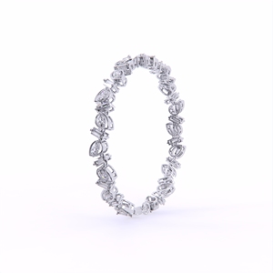 Bracelet élégant et étincelant en or et diamants pour elle Bracelet jonc en forme de marquise et de baguette Article de vente pour femmes et filles - Product Image 4
