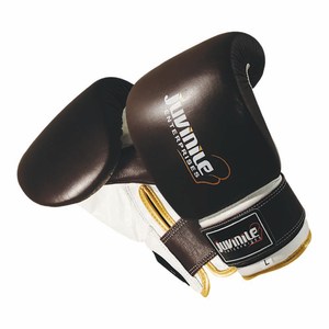 Nouvelle conception, logo personnalisé, gants de boxe légers, respirants, en cuir de vache véritable, pour la compétition. - Product Image 1