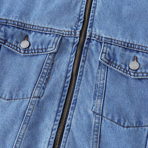 Vestes en jean pour hommes de style nouveau, logo personnalisé sur le devant, col montant, 100% coton, élégantes - Product Image 4