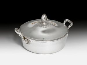 Serveur de nourriture en laiton antique avec couvercle en dôme et plateau serveur de table vintage classique pour événements et célébrations - Product Image 2