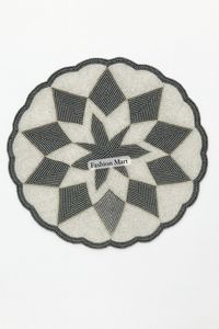 เครื่องใช้บนโต๊ะอาหารลายปลาตาปีศาจและดอกไม้ทำด้วยมือสำหรับตลาดโลก - Product Image 3