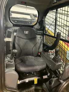 Compre una Minicargadora CAT 299D3 XE para Gestión de Terrenos con Desbrozadora CAT HM418 a Precio Económico - Product Image 3