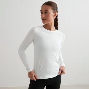 Camiseta de gimnasio de manga larga para mujer, diseño de panel raglán ajustado, camisetas de entrenamiento de secado rápido, logotipo personalizado, ropa deportiva de alta calidad OEM - Product Image 4